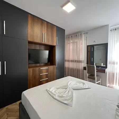 Central Modern Flat At Jordan Misja Street Apartment *