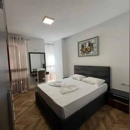 Central Modern Flat At Jordan Misja Street Apartment