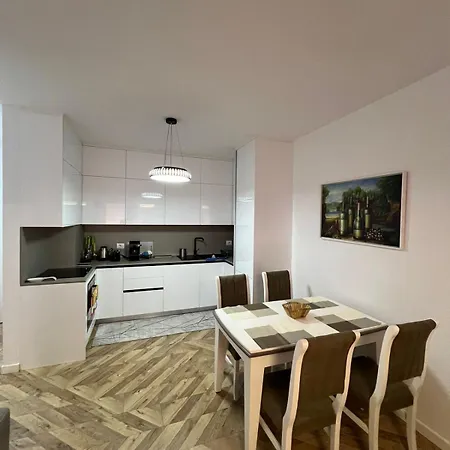 Central Modern Flat At Jordan Misja Street Tirana